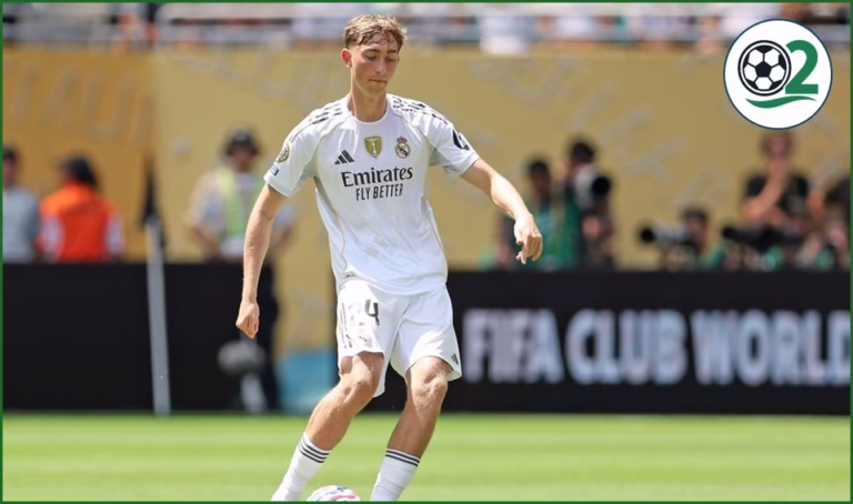 Dean Huijsen biography