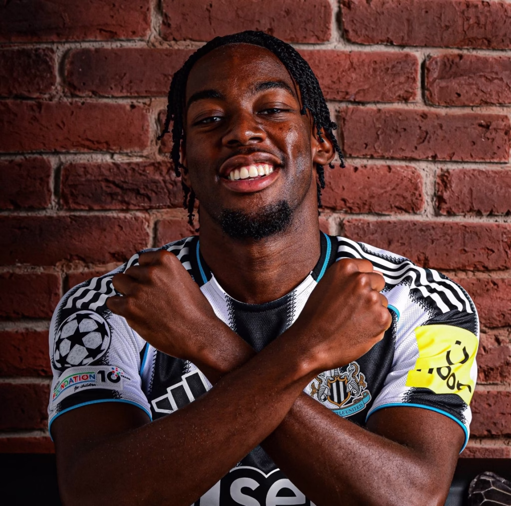 Anthony Elanga Biography: Age, Parents, Religion, Salary, Girlfriend, Net Worth & Football Journey